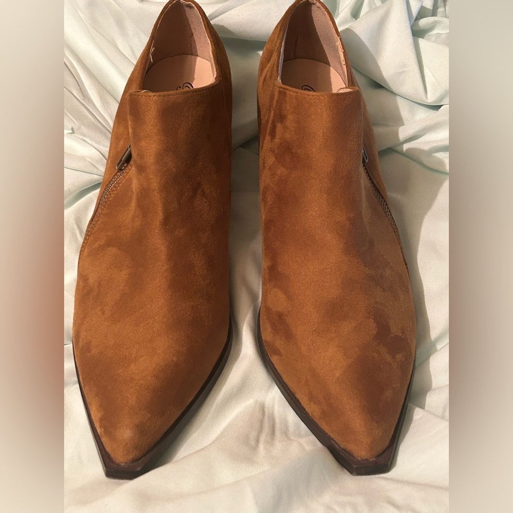 Shoe boots rust color